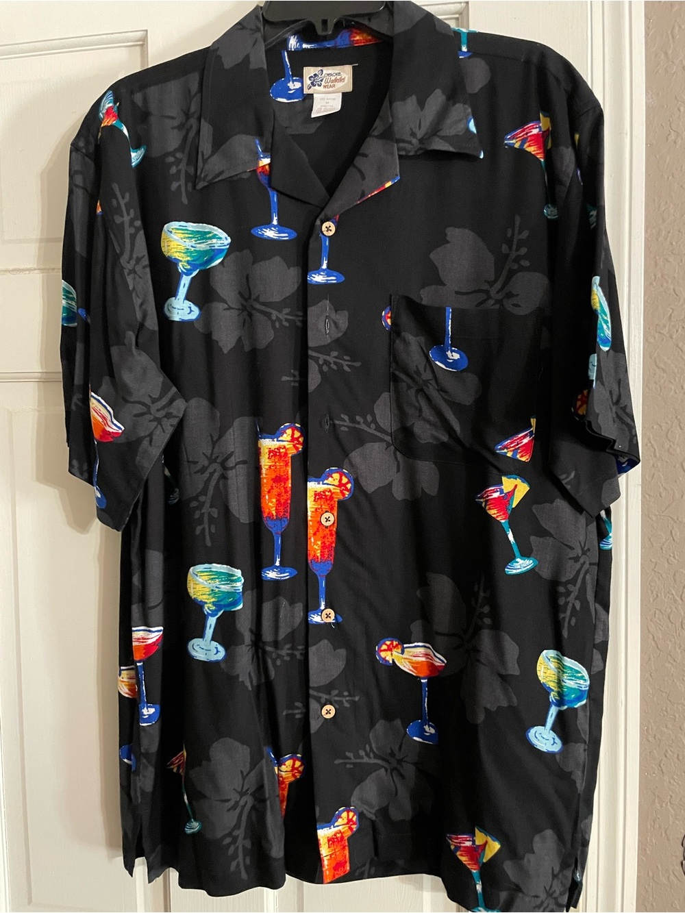 Cherokee Black Short-Sleeve Cocktail Print Shirt
